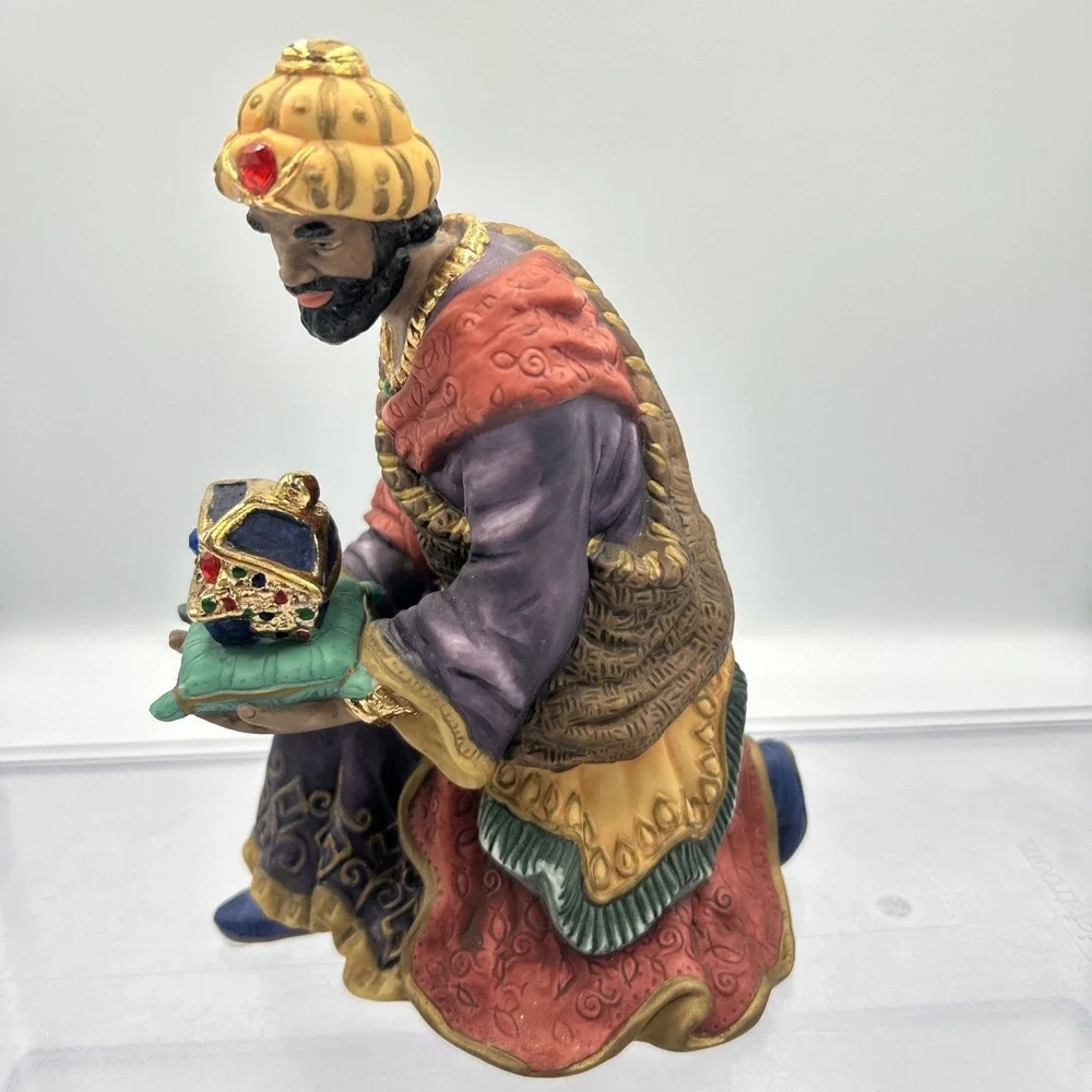 Kirkland Signature‎ Nativity Replacement WISEMAN Kneeling Figurine 75177